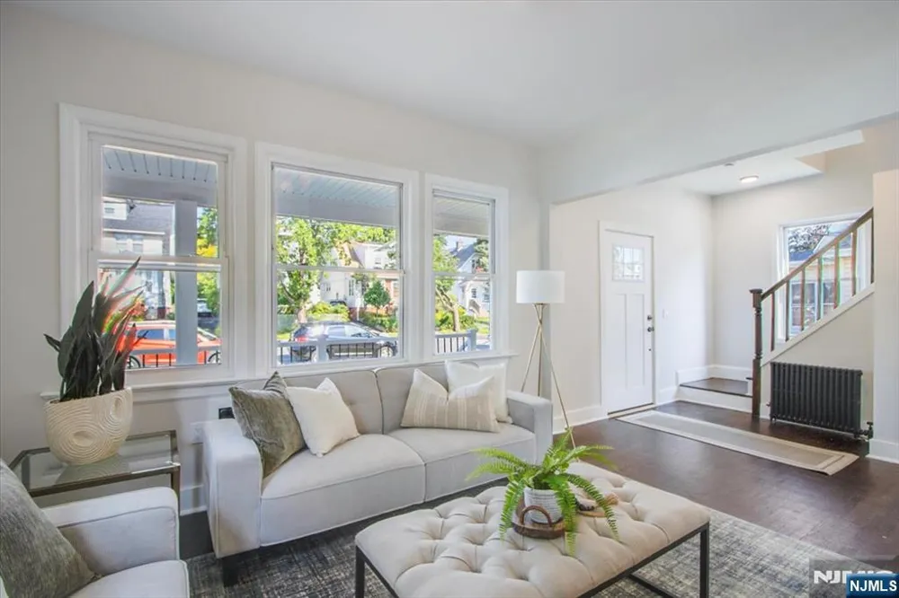 108 Hillside Terrace Irvington, NJ 07111
