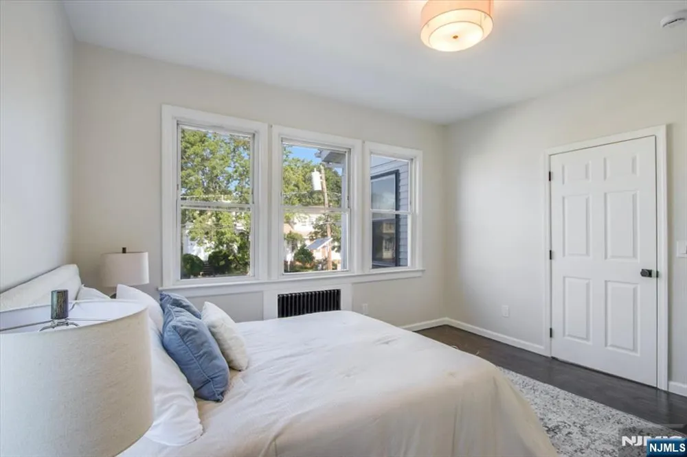 108 Hillside Terrace Irvington, NJ 07111