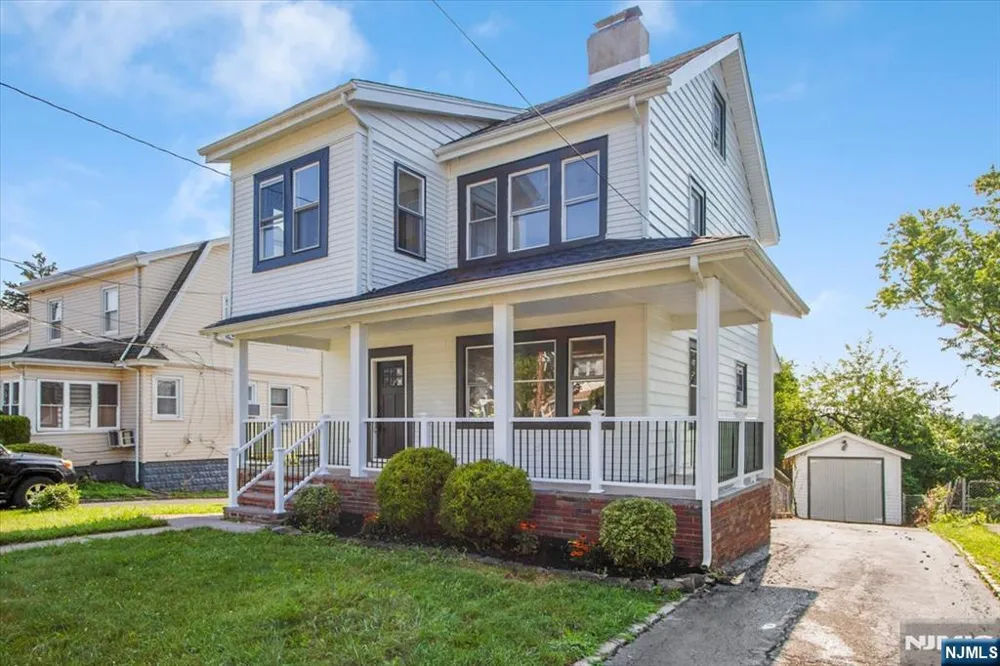 108 Hillside Terrace Irvington, NJ 07111