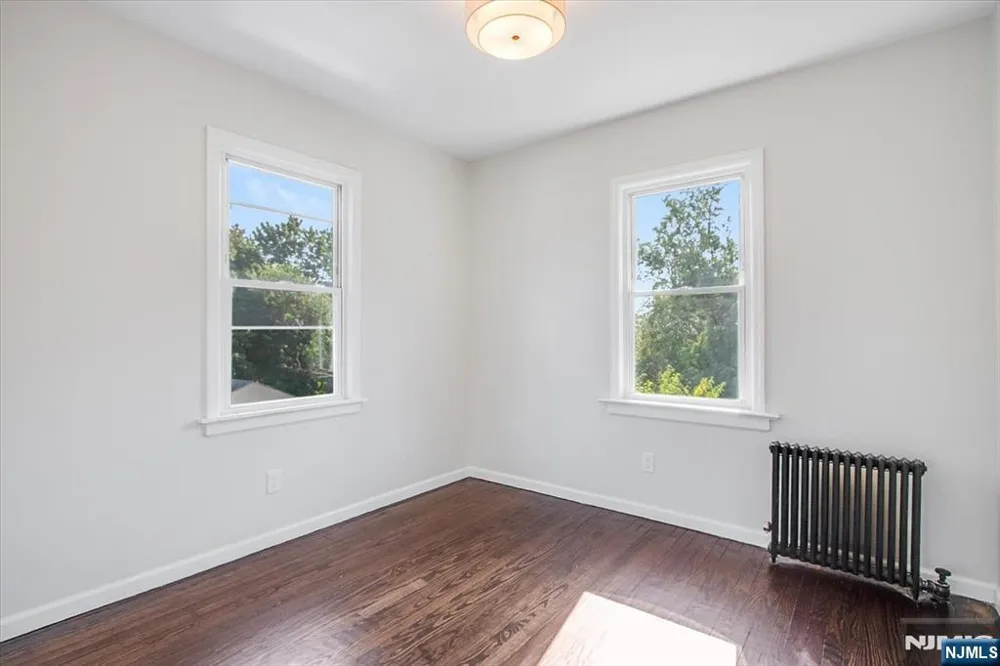 108 Hillside Terrace Irvington, NJ 07111