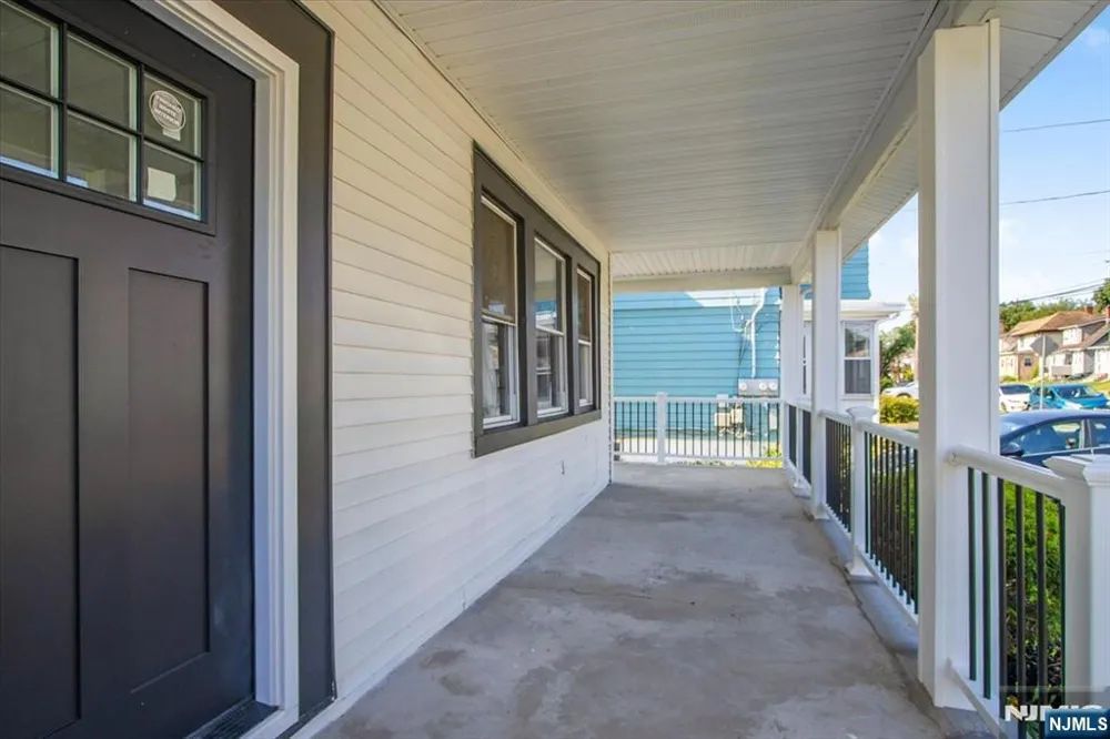 108 Hillside Terrace Irvington, NJ 07111