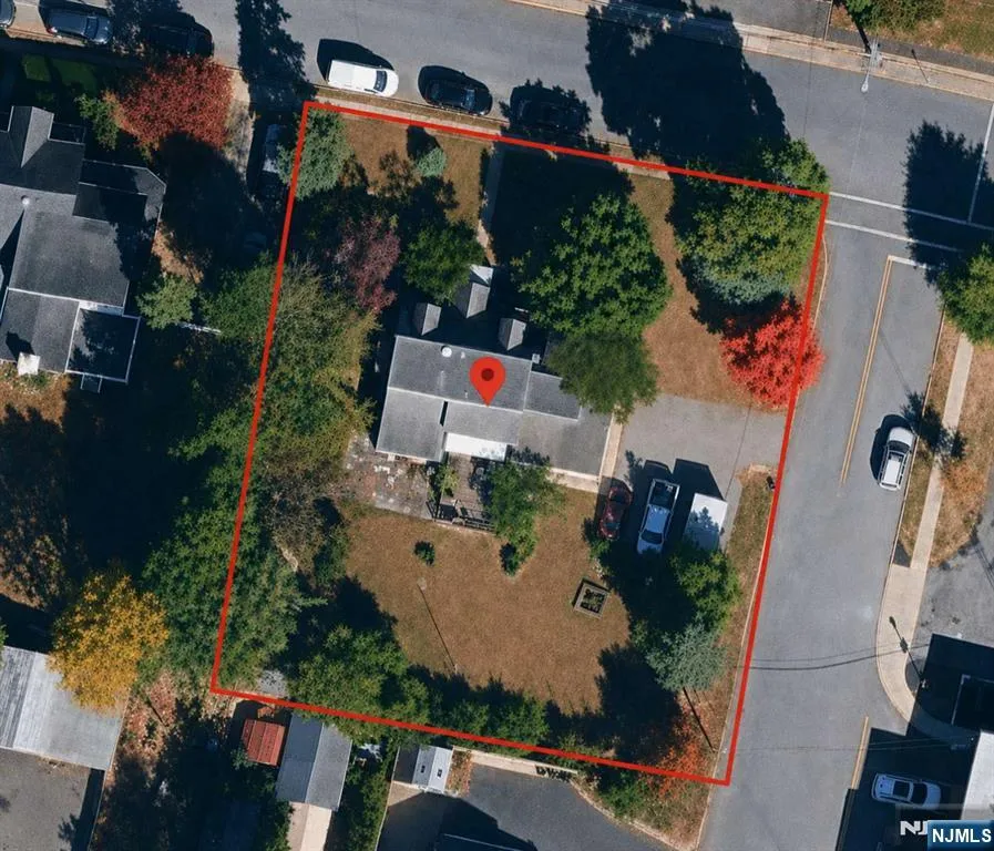 41 Locust Avenue Emerson, NJ 07630
