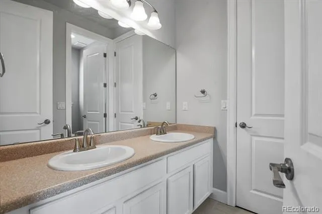 9781 Cantabria Point Lone Tree, CO 80124