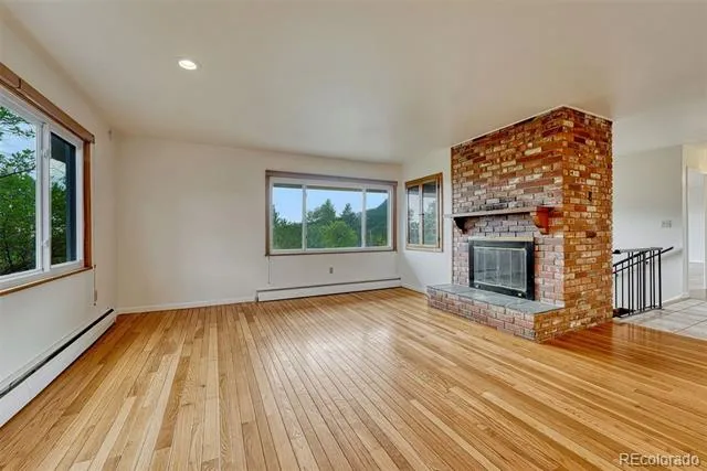 325 Altura Way Colorado Springs, CO 80906