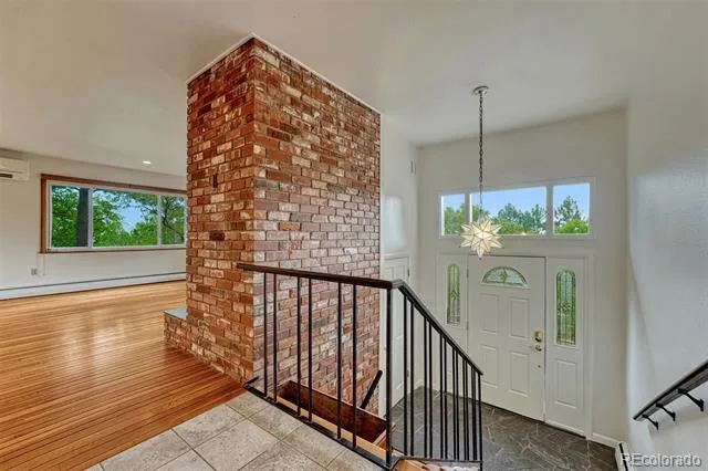325 Altura Way Colorado Springs, CO 80906
