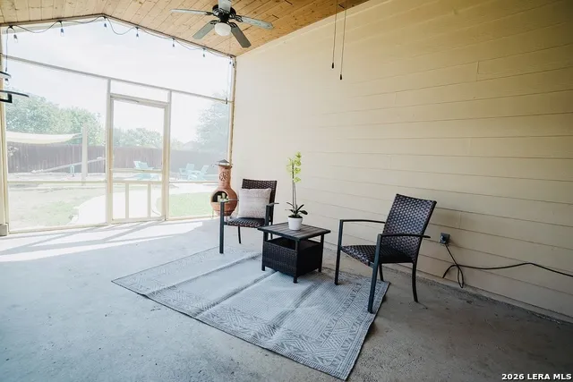 513 WINDSOR CT Schertz, TX 78108
