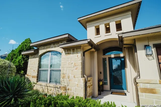 513 WINDSOR CT Schertz, TX 78108