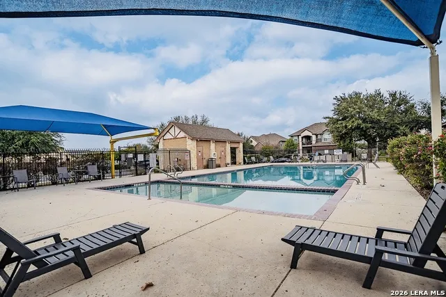513 WINDSOR CT Schertz, TX 78108