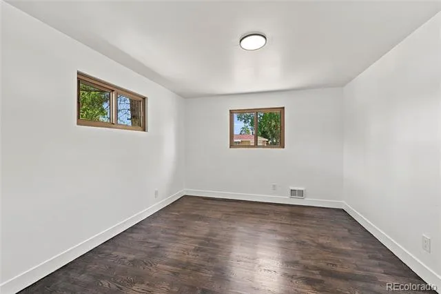 3113 Worchester Street Aurora, CO 80011