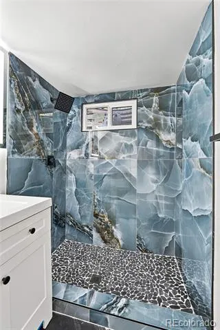 3113 Worchester Street Aurora, CO 80011