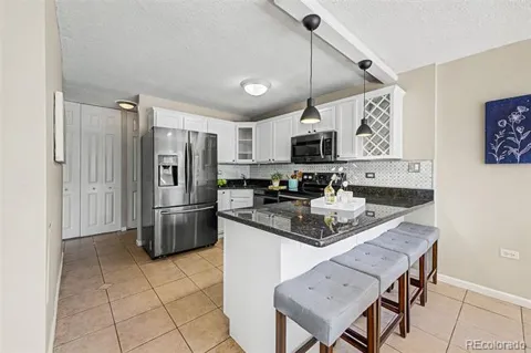 909 Logan Street #2A