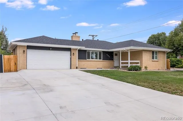 402 Ursula Street Aurora, CO 80011