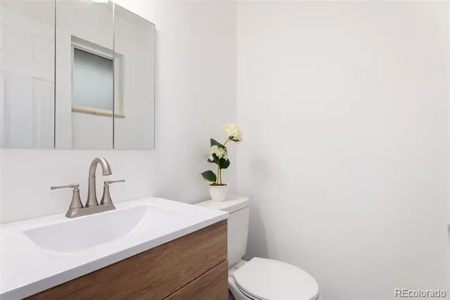 402 Ursula Street Aurora, CO 80011
