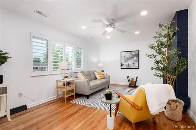 402 Ursula Street Aurora, CO 80011