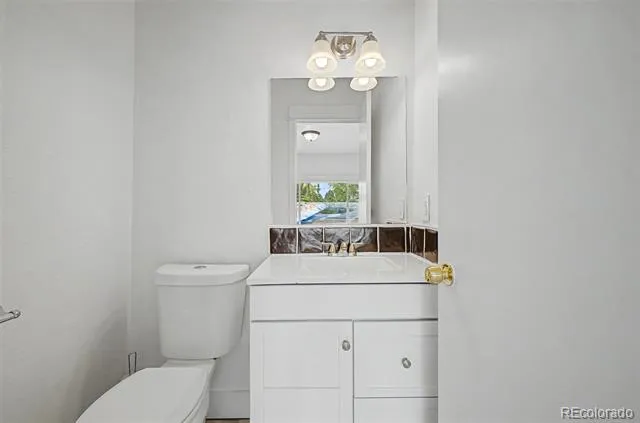 1555 Monroe Avenue Loveland, CO 80538