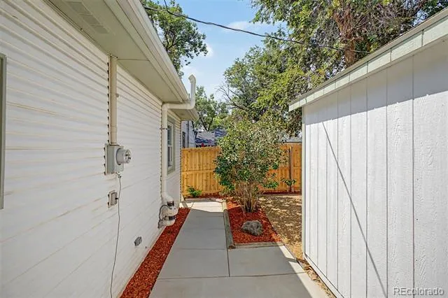1555 Monroe Avenue Loveland, CO 80538