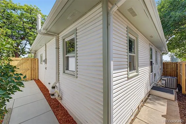 1555 Monroe Avenue Loveland, CO 80538