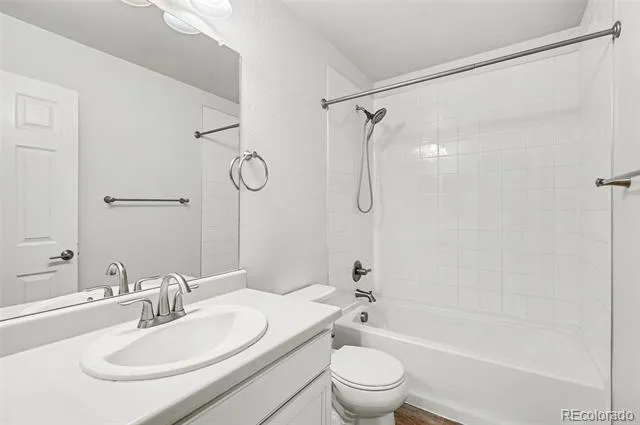 16151 Bolling Drive Denver, CO 80239