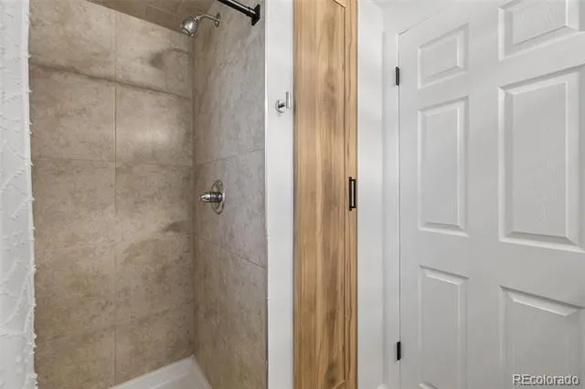 3704 Surrey Lane Colorado Springs, CO 80918