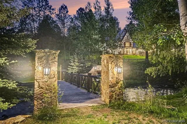 34123 Upper Bear Creek Road Evergreen, CO 80439