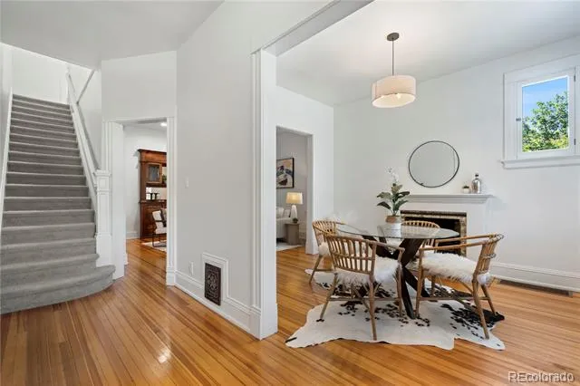 1576 Emerson Street Denver, CO 80218
