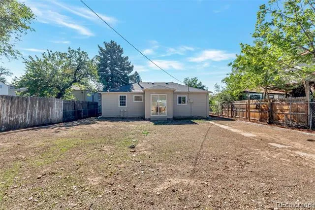 1780 Nome Street Aurora, CO 80010