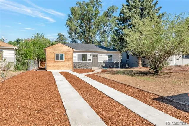 1780 Nome Street Aurora, CO 80010