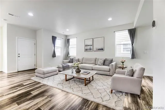 28435 E 8th Avenue Watkins, CO 80137