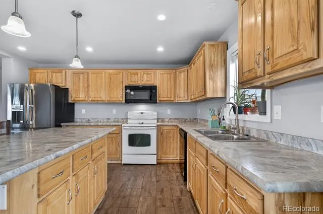 736 Indiana Avenue Limon, CO 80828