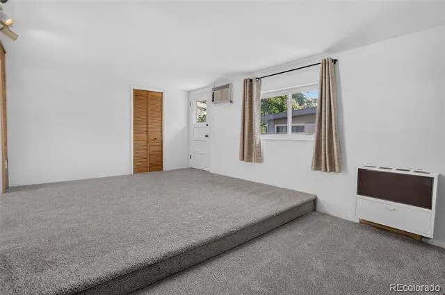 6066 Dover Street Arvada, CO 80004
