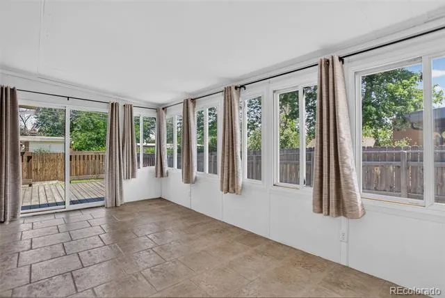 6066 Dover Street Arvada, CO 80004