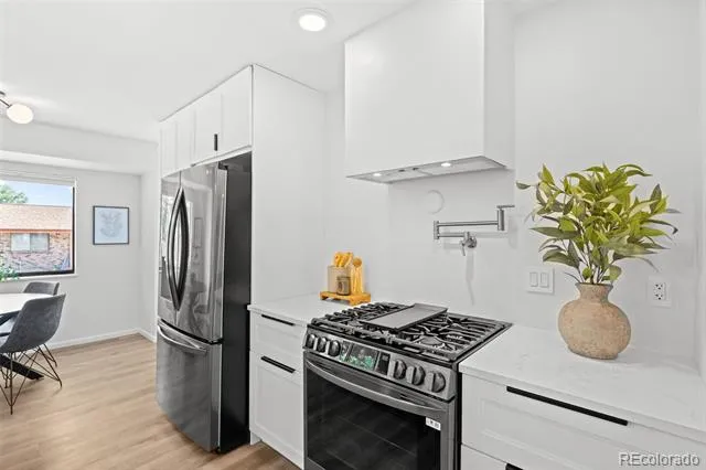 2444 S Cole Way Lakewood, CO 80228