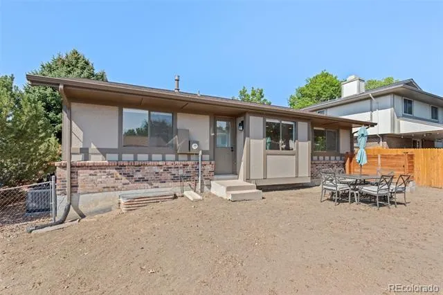 2444 S Cole Way Lakewood, CO 80228