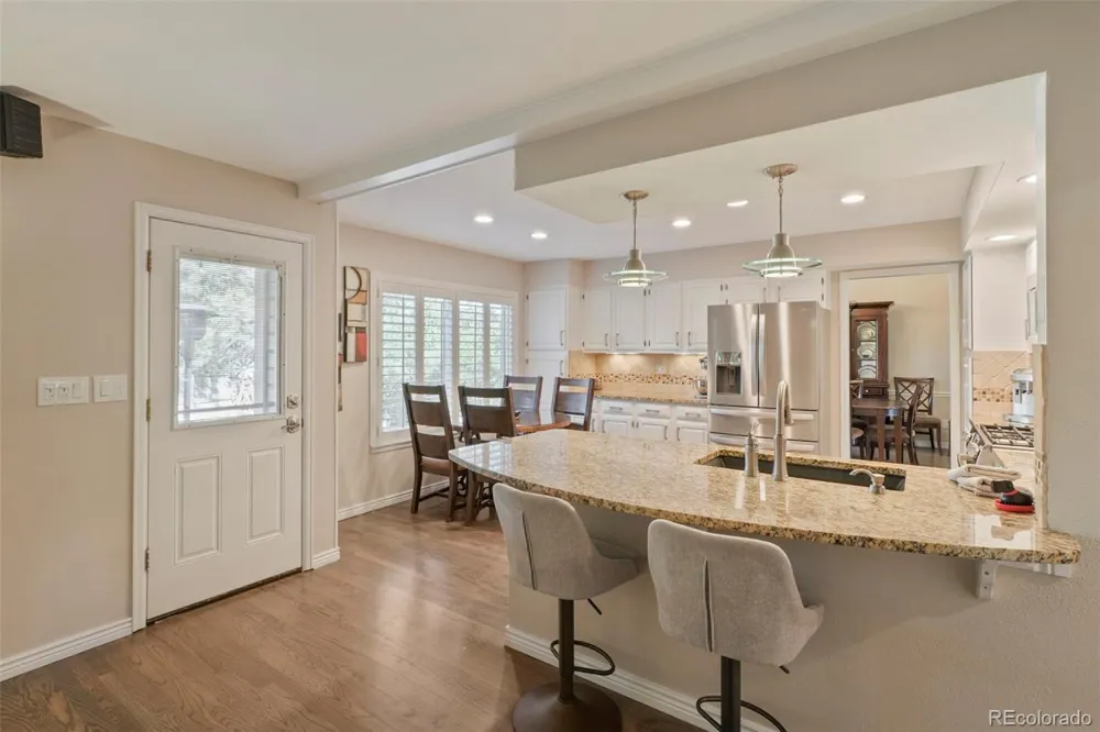 9061 Sunset Ridge Court Highlands Ranch, CO 80126