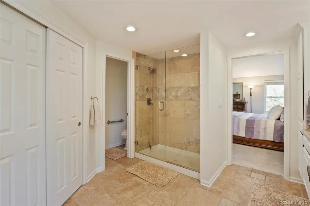9061 Sunset Ridge Court Highlands Ranch, CO 80126