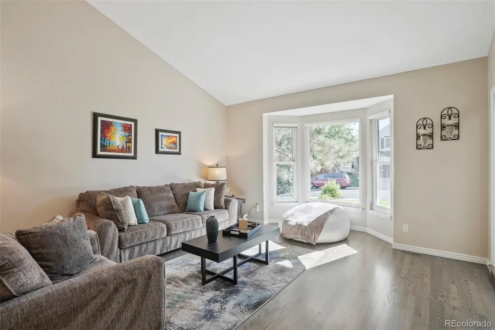 9061 Sunset Ridge Court Highlands Ranch, CO 80126
