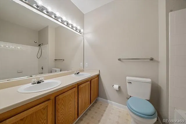 6017 Castlegate Drive #F17 Castle Rock, CO 80108