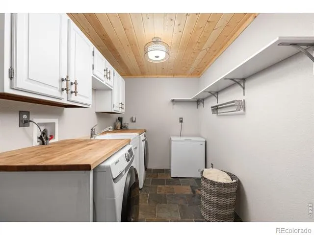 130 Sly Fox Road Drake, CO 80515