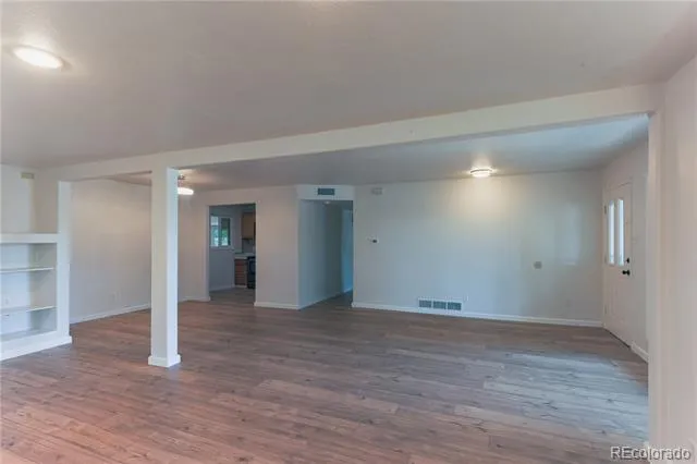 941 Zion Street Aurora, CO 80011
