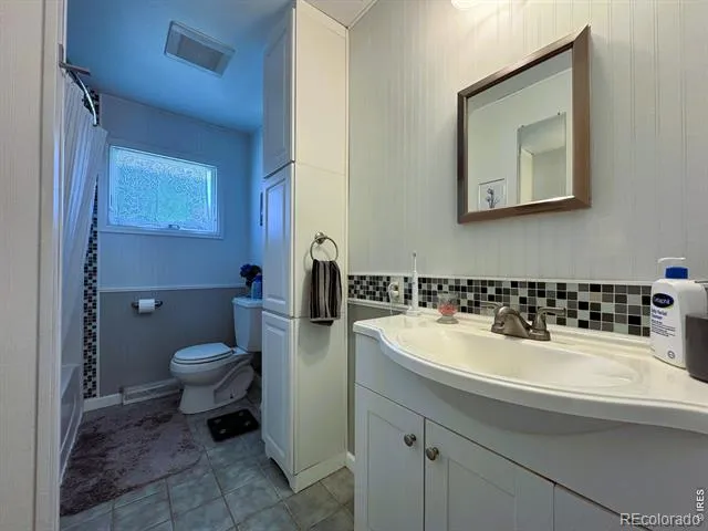 408 Fremont Avenue Fleming, CO 80728