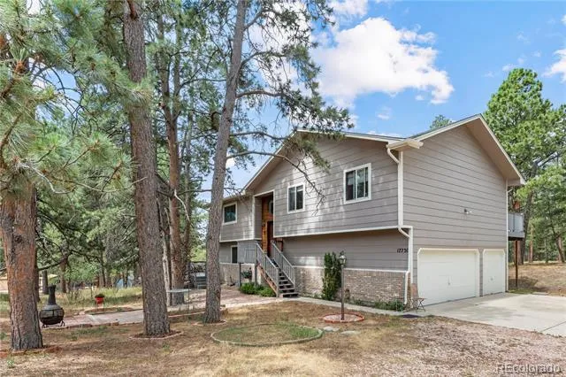 17730 Grama Ridge Colorado Springs, CO 80908