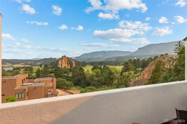 6671 Wauconda Drive Larkspur, CO 80118
