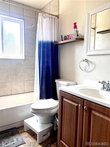 8665 Lamar Drive Arvada, CO 80003
