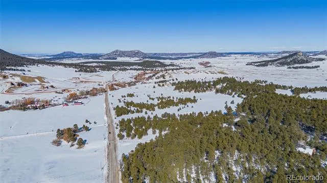 14420 S Perry Park Road Larkspur, CO 80118