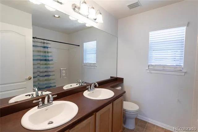 10832 Trotwood Way Highlands Ranch, CO 80126