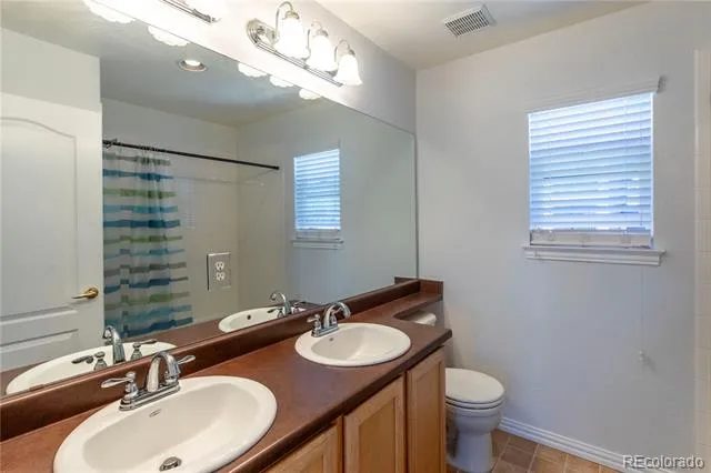 10832 Trotwood Way Highlands Ranch, CO 80126