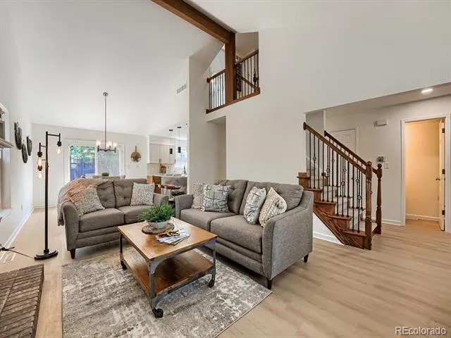 6158 E Hinsdale Court Centennial, CO 80112
