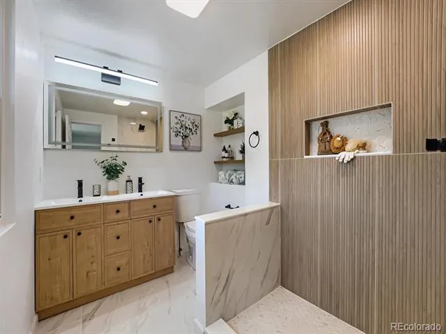 6158 E Hinsdale Court Centennial, CO 80112