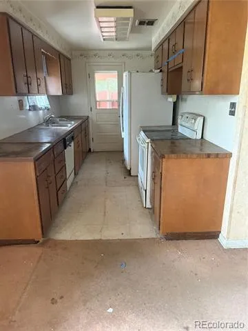 8110 W 64th Avenue Arvada, CO 80004