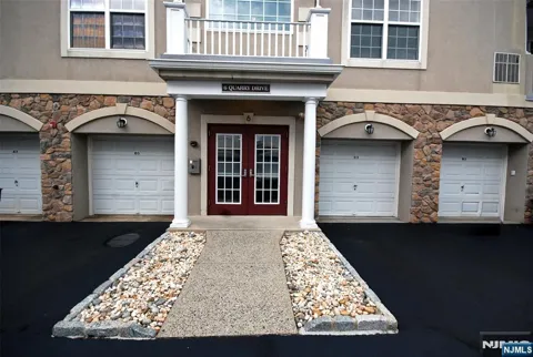 6 Quarry Drive A2